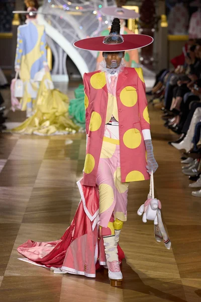 Look 43